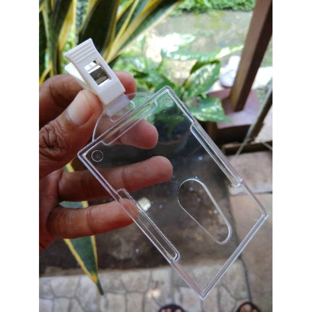 

Tempat ID Card acrylic akrilik bening import plus penjepit jepitan Name Tag plastik putih terlaris
