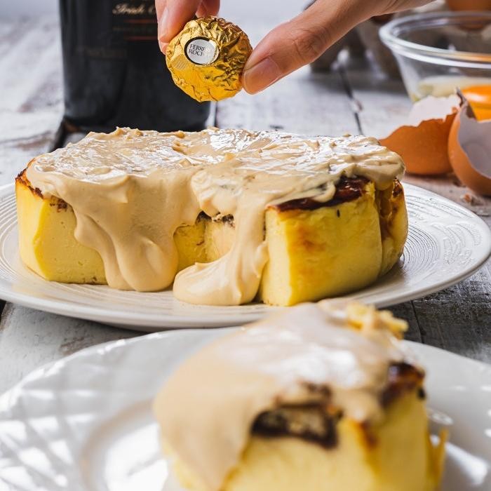 

NewZbgt- BASQUE BURNT CHEESE CAKE BAILEYS kue ulang tahun dan hari raya