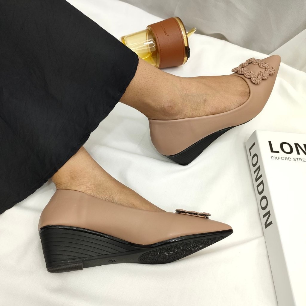 Promo  Simoncelli Sepatu Wedges Runcing 3 Cm Sepatu Kerja Sepatu Kondangan Wedges Import 1046-62