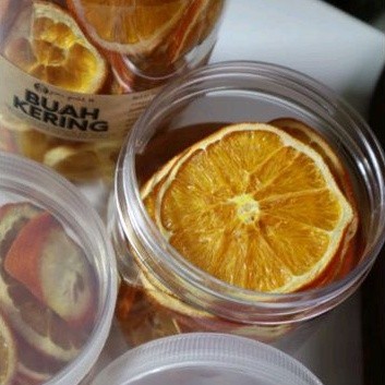 

Sajiandapur Dried Navel Orange Slices - Jeruk Iris Kering - Sudah Bpom