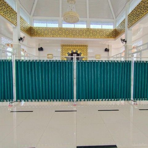 Gorden Sekat Ruangan Masjid Mushola Gorden Partisi ruangan Bahan Kain Blackout Tebal Panjang