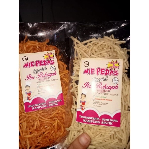 

Cemal Cemil Makyus Mie Pedas Rokayah Kriuk 2 Rasa 200G