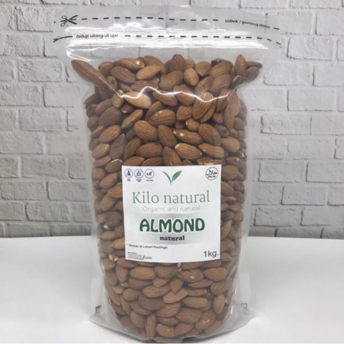 

RAW ALMOND / ALMOND MENTAH 1KG