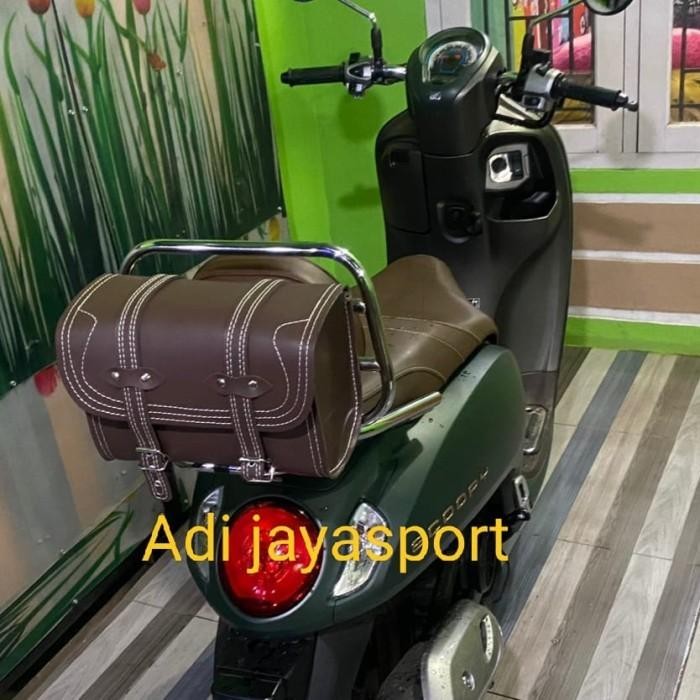 Behel Sandaran Scoopy 2018 2019 2020 2021 2022 2023 2024 2025