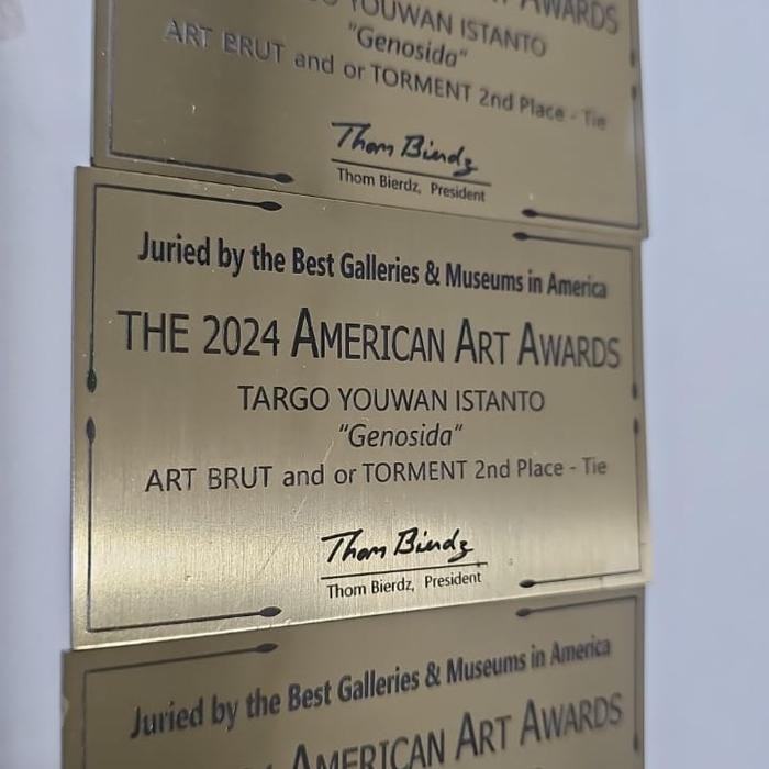 GRAFIR PLAT STAINLESS HAIRLINE GRAFIR PLAT ALUMINIUM