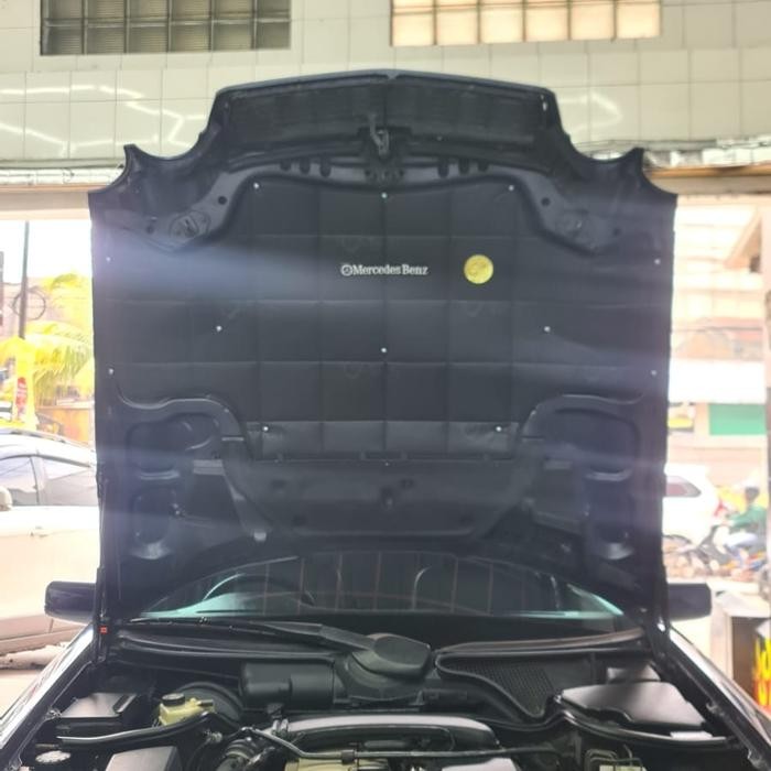 Mercy w210 ekLusive peredam panas kap mesin