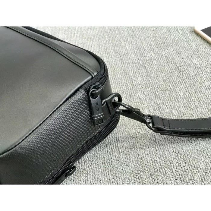 Pouch bag leather branded mirror / tas tangan pria kulit asli branded