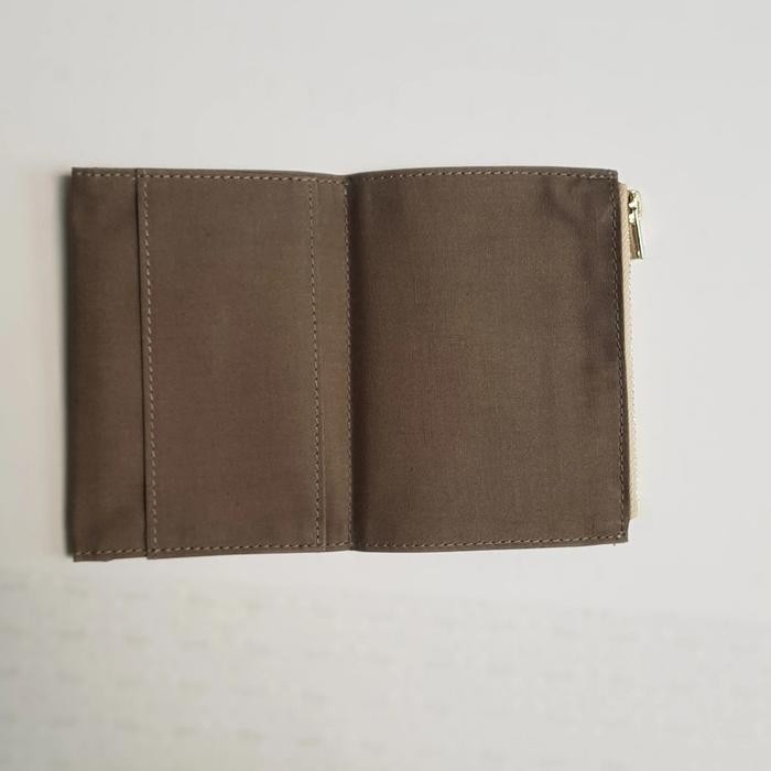 

CANVAS ZIPPER POUCH FOR TRAVELERS NOTEBOOK SIZE PASSPORT
