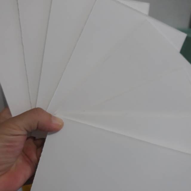 

Kdboard/ktboard 5mm uk 60 x 80cm (3lembar) free dus dan bubble