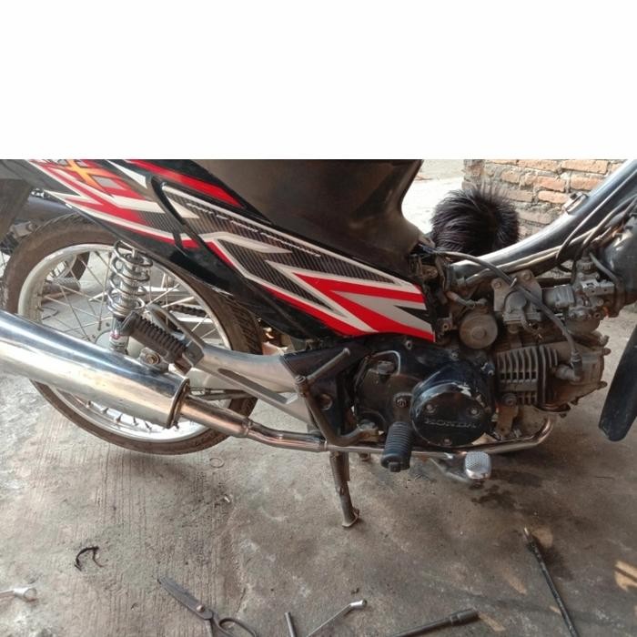 MURAH.. LEHER KNALPOT STANDAR ORIGINAL HONDA SUPRA X 125 R FULL CRHOMATE