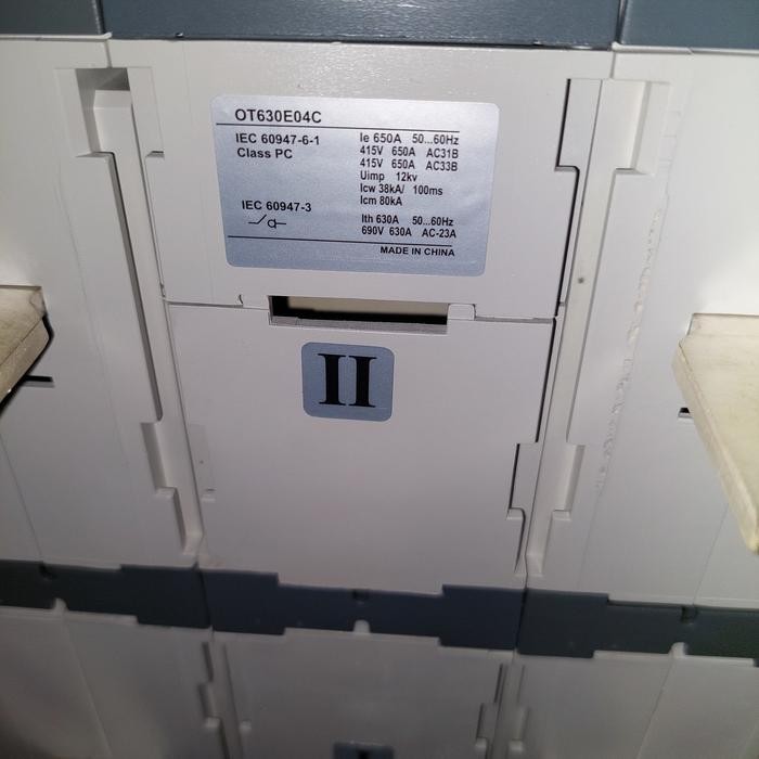 COS ABB 630A 4P CHANGE OVER SWITCH 630A PLN-JENSET