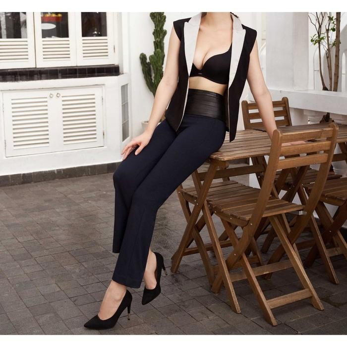 Zareen- Wacoal Feel Free Collection Bra Ib 5395R1