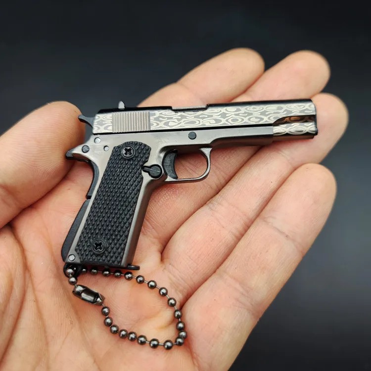 1: 3 Damascus Patterned Gun Colors 1911 All Metal Gun Model Toy Keychain Pendant Disassembled Pistol