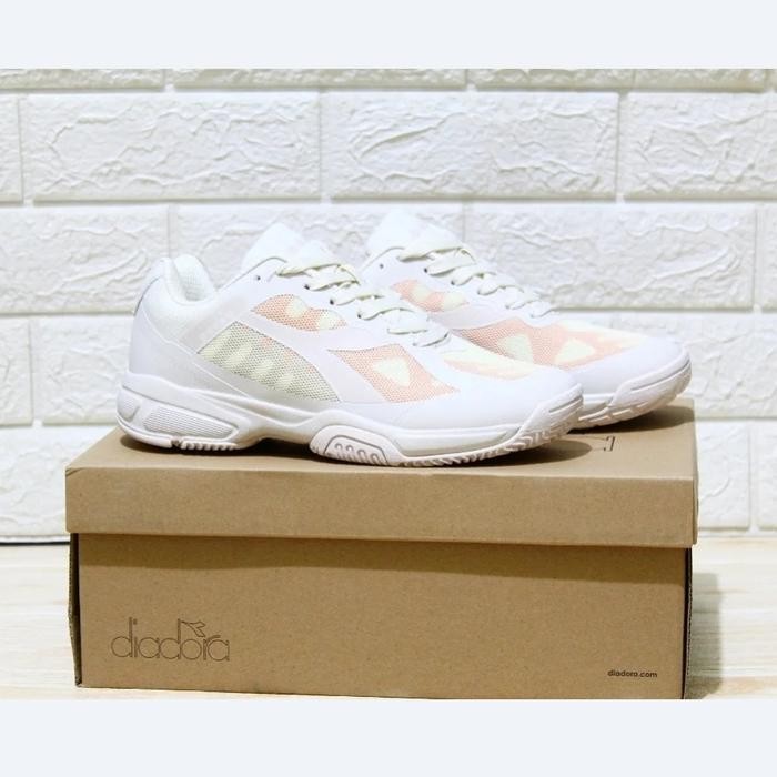 SEPATU DIADORA BADMINTON TENIS ORIGINAL
