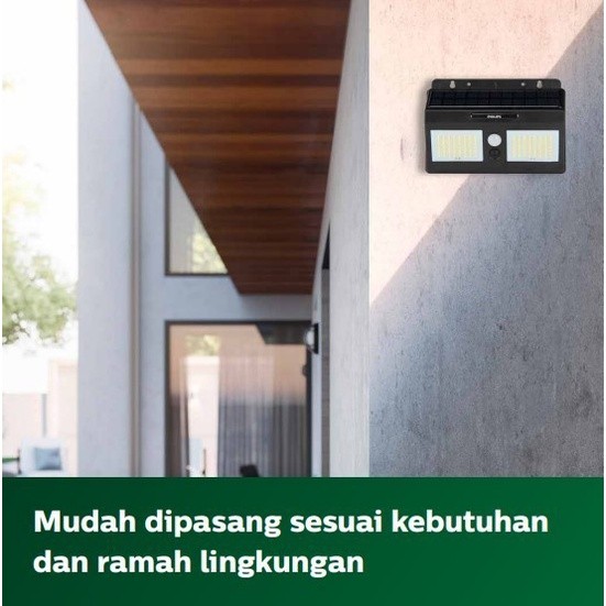Philips Essential SmartBright Solar Wall Light Large