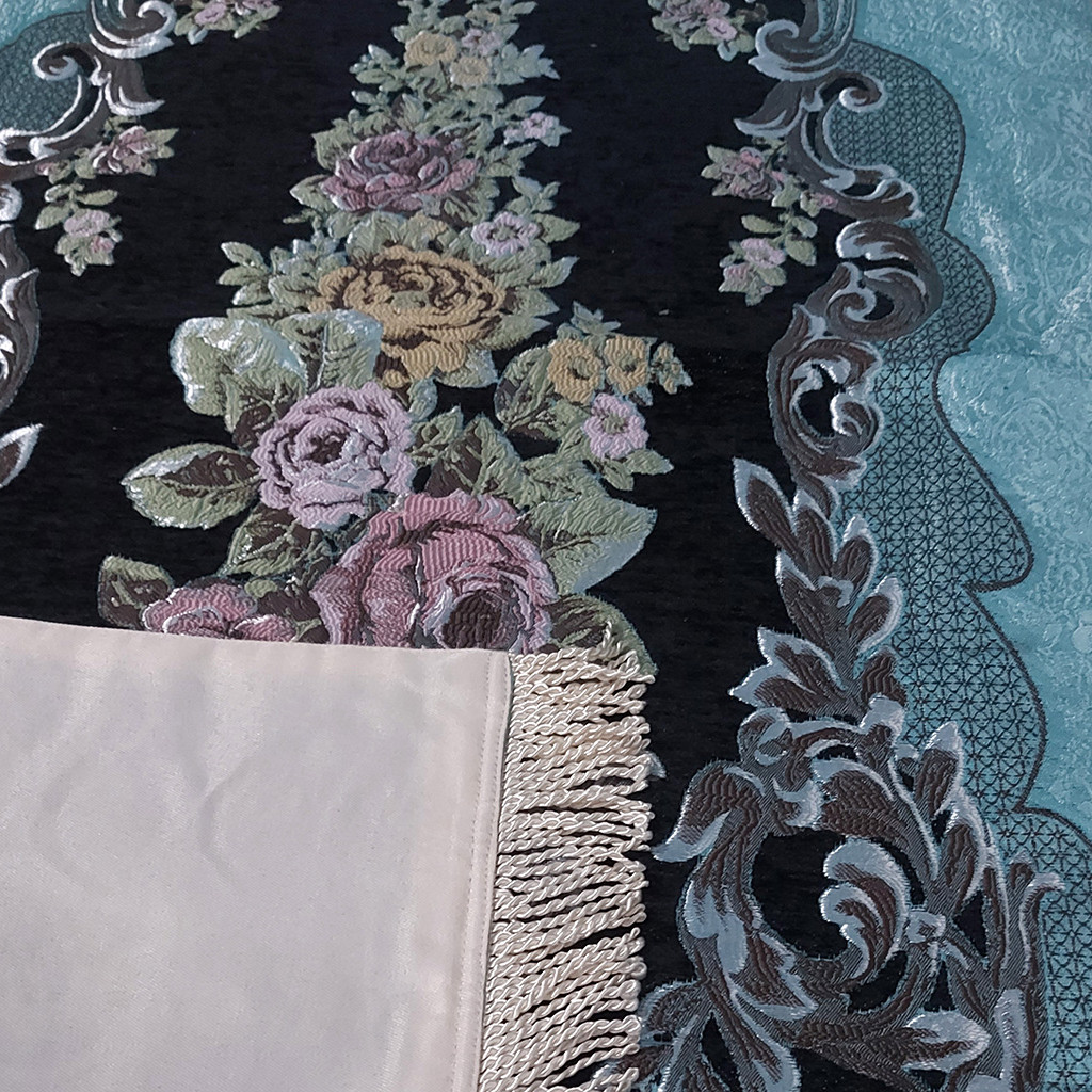 

SAJADAH BESAR TURKI 70X120 BORDIR MOTIF HALUS TEBAL PREMIUM TURKEY TURKIYE
