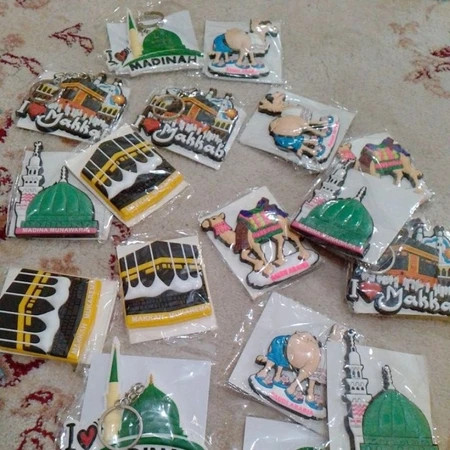 

MAGNET KULKAS UNTA KABAH MASJID NABAWI 1 PCS UNTUK OLEH OLEH UMROH HAJI DAN UMROH