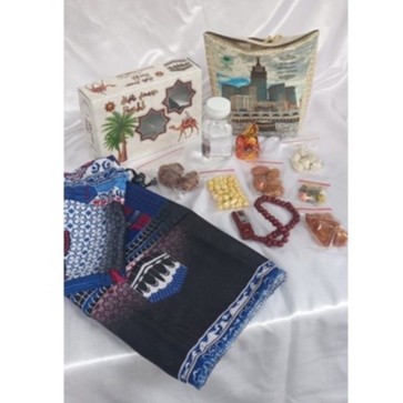 

PAKET HEMAT LENGKAP OLEH OLEH UMROH DAN HAJI + TASBIH DAN SAJADAH TRAVEL