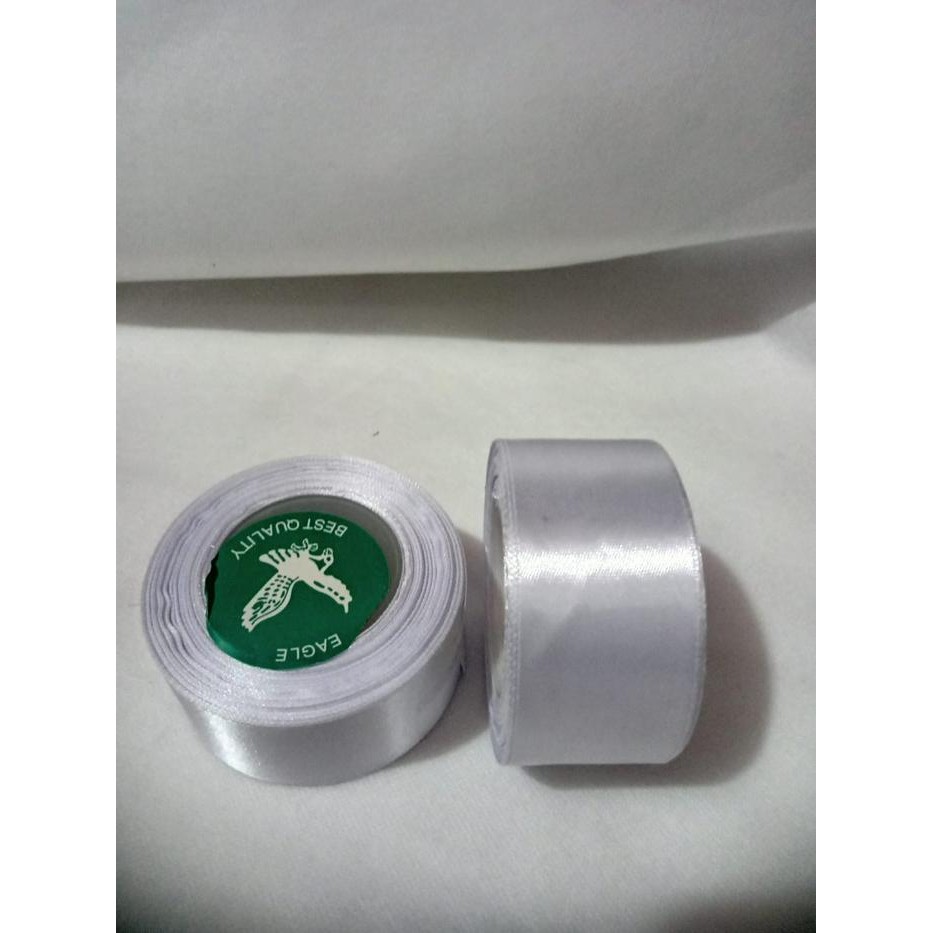 

Pesta- Pita Satin Putih 4cm / 1.5 inch per roll