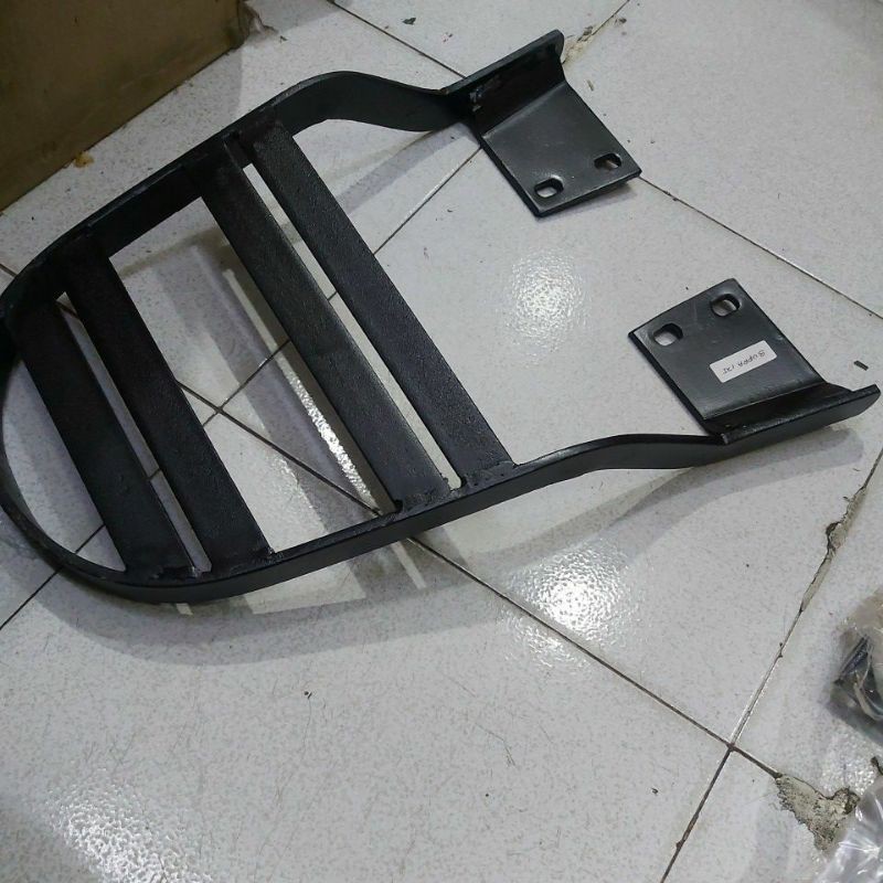 BRACKET BOX SUPRA X 125 CARBU/BREKET BOX SUPRA X 125