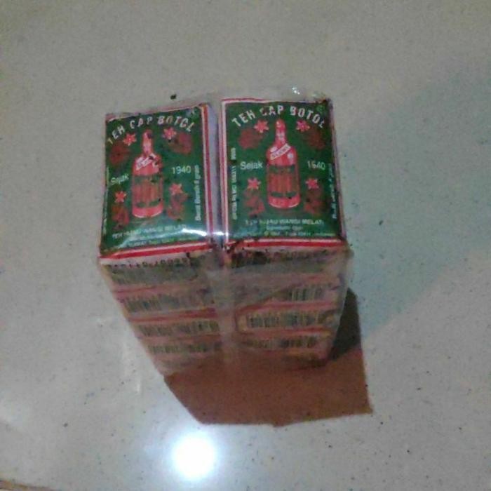 

Terlaris- Teh Cap Botol Hijau 8Gr 1 Slop - Teh Bubuk