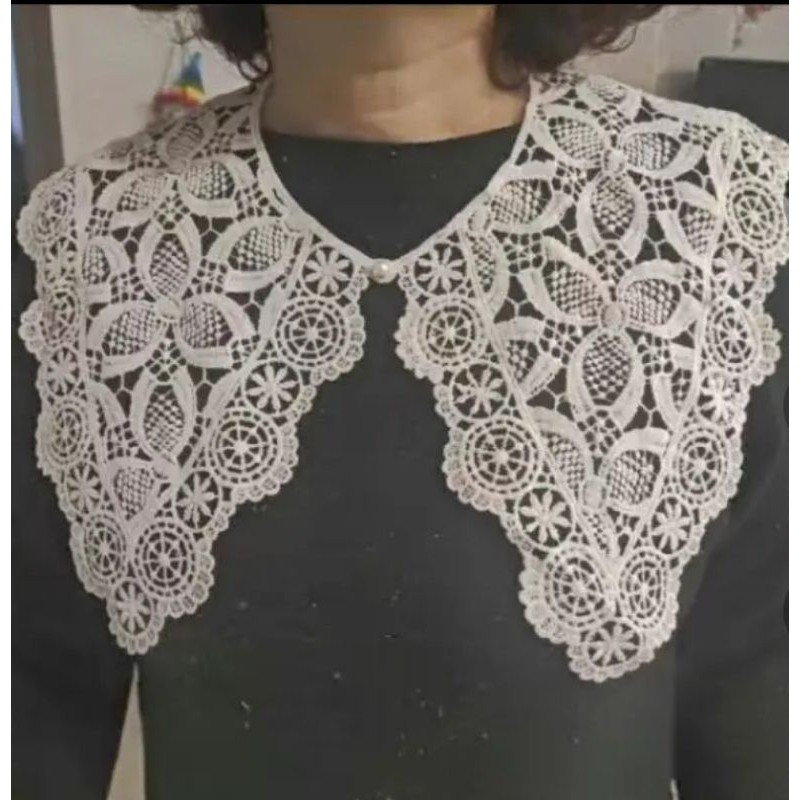 Glamourgemss Kerah Palsu Simpul Kupu-Kupu Dua Lapis Berongga / Kerah Besar Selendang Bungkus Bordir