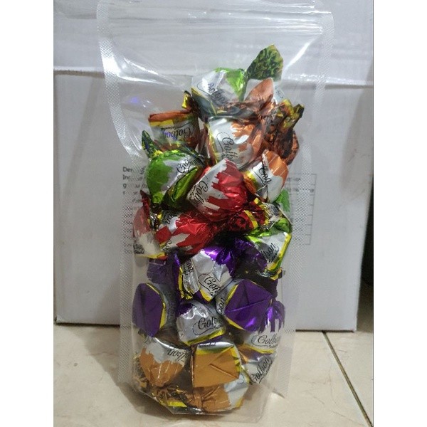 

Coklat arab mix oleh oleh haji coklat turki mix 500gr