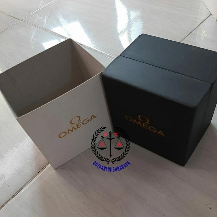 Kotak Jam Tangan Box Kayu Omega