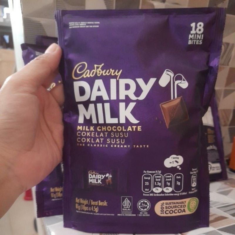 

Sega Tungtung Cadbury Dairy Milk Share Bag 81Gr (Isi 18Pcs )