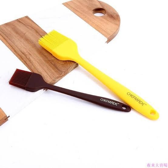 

Chefmade Silicone Set Brush Kuas Oles Adonan Poles Silikon Besar Kecil
