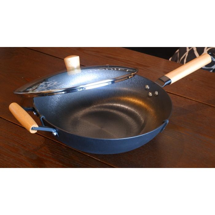 

Pre Seasoned Wooden Handle Carbon Steel Wok 32Cm Wajan Import + Lid