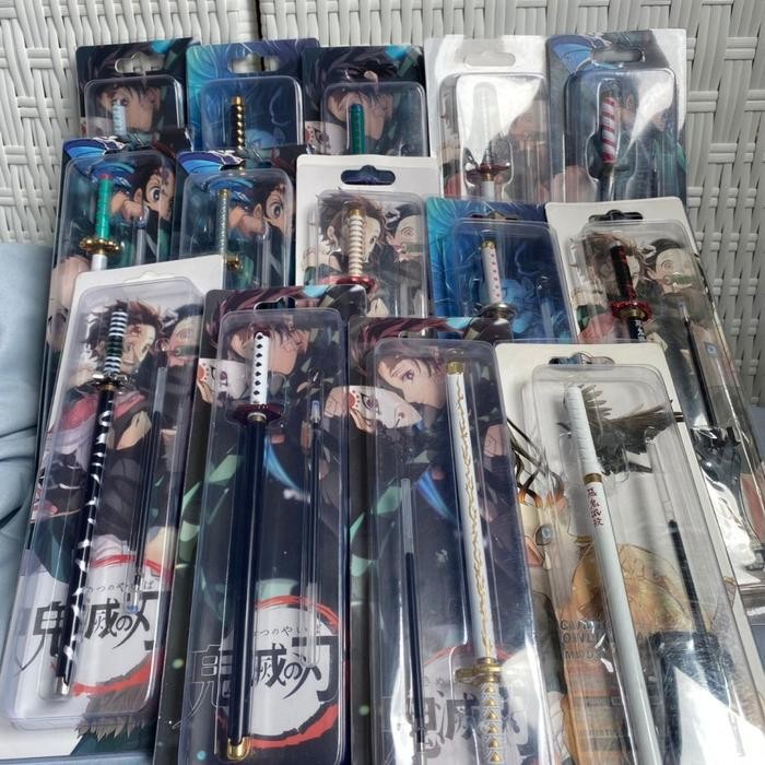 

Ready JT PULPEN DEMON SLAYER PEDANG PAJANGAN FREE TINTA HITAM BEST QUALITY