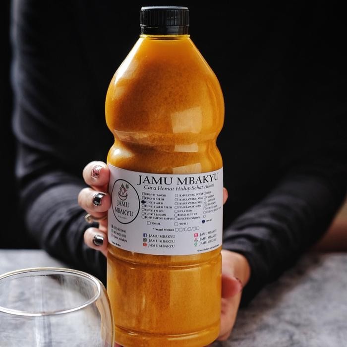 

Terlaris Jamu Kunyit Sirih 1000Ml Tanpa Gula - Jamu Mbakyu