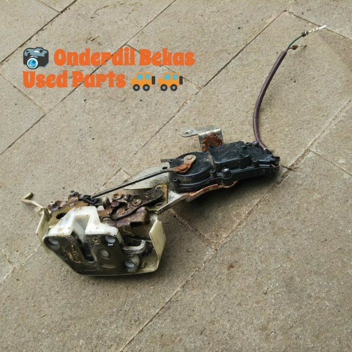 Door Lock Kiri Belakang Suzuki Baleno Next G Bekas
