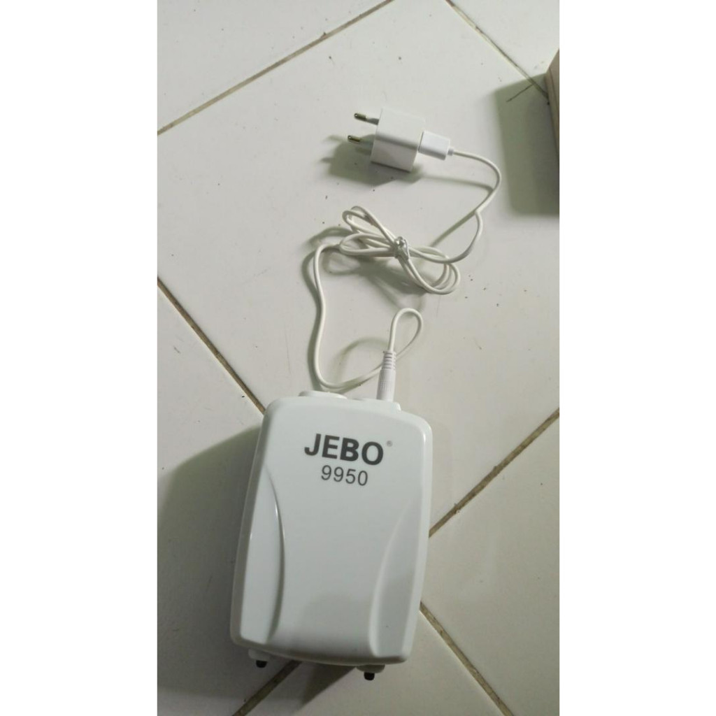 Mesin Aerator Jebo 9950 AC DC Silent Emergency Pump Portable Oksen ACDC pompa