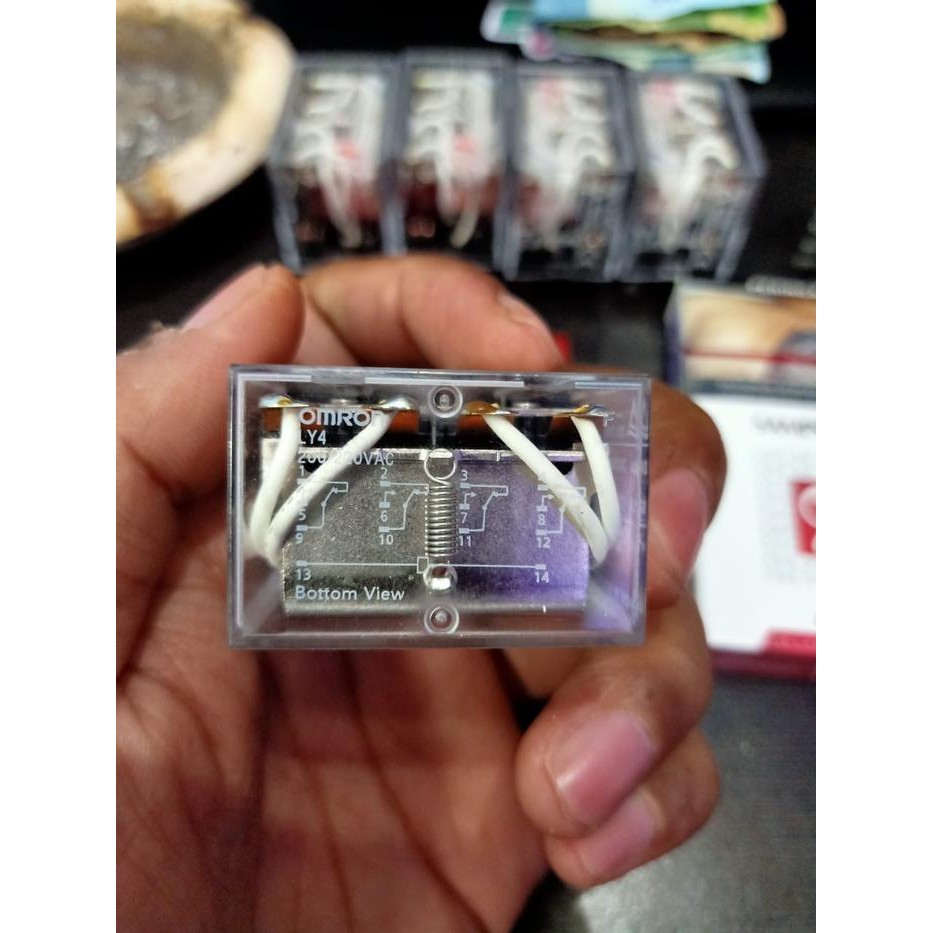 Relay Ly4 220V Omron / Relay Ly4 220V Omron / Relay Ly4- 220V 14 Pin Promo