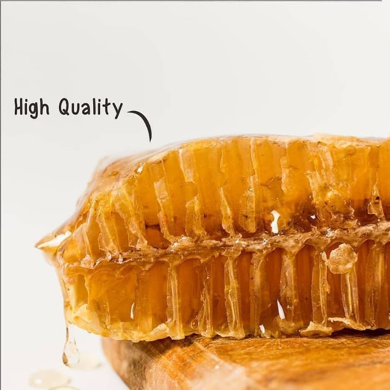 

Konter Makanan Comb Honey Madu Sarang Organik