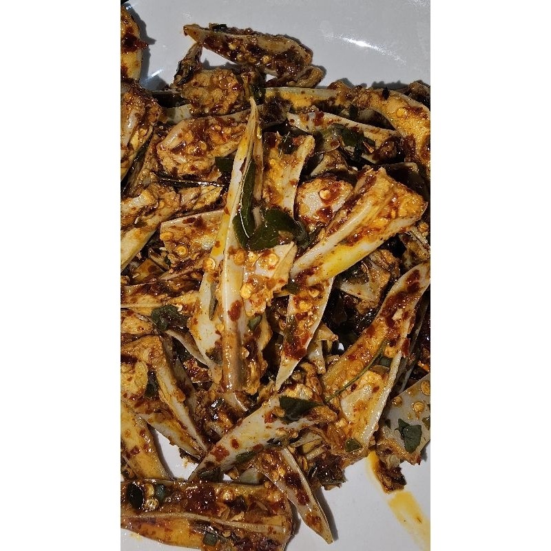 

Sensasi Lezat Tulang Rangu Chili Oil 500 Gram