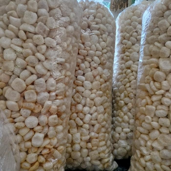 

JTTOP" KERUPUK KULIT SAPI/ KERUPUK DOROKDOK (180-190 GRAM) ASLI WONOGIRI DENGAN BERBAGAI VARIAN RASA