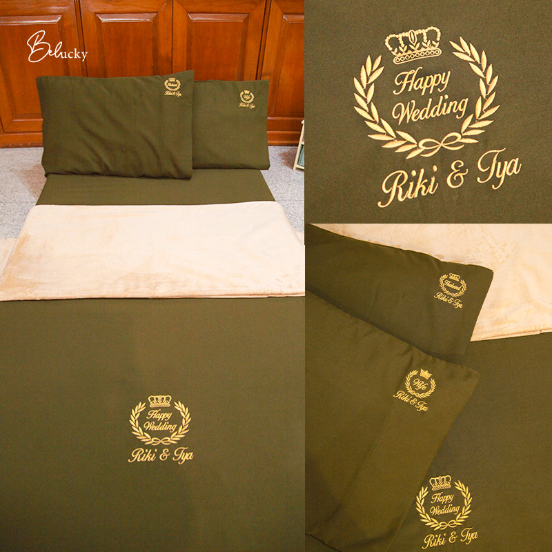 (Homelytouch Sprei Set Katun Motif Bordir Custom Nama Premium Kado Pernikahan Seserahan Wedding