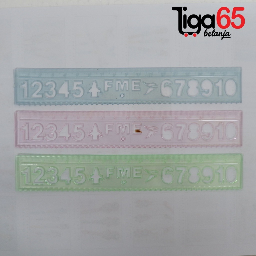 

Penggaris 18Cm #41140 Penggaris Plastik 18Cm Fleksibel / Tas n Tulis