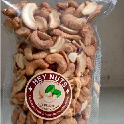 

Andrianbijaksana Kacang Mede Pecahan Mete Patahan Goreng Matang 500 Gram+