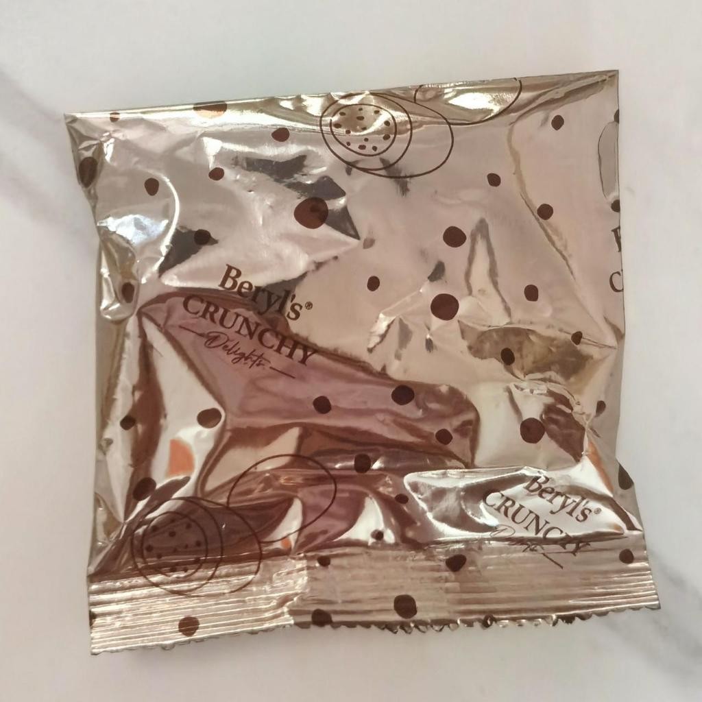 

Andrianbijaksana Beryls Crunchy Chocolate 60G Beryl'S Strawberry Whitw Chocolate With Biscuit Ball