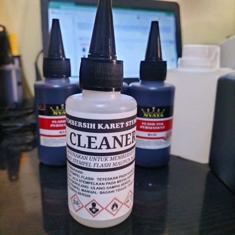 

CLEANER pembersih karet stempel laser/runaflek, dan stempel flash.isi .100 ml