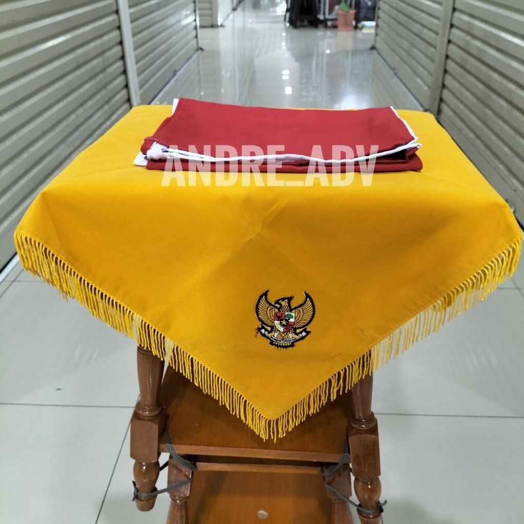 

alas baki upacara alas baki bahan beludru ready stock