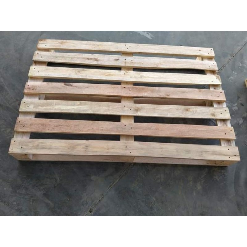 Pallet kayu tatakan dipan atau kasur kayu lokal