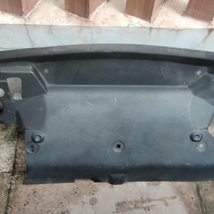 Cover Radiator Bmw E36 318 320 Bekas