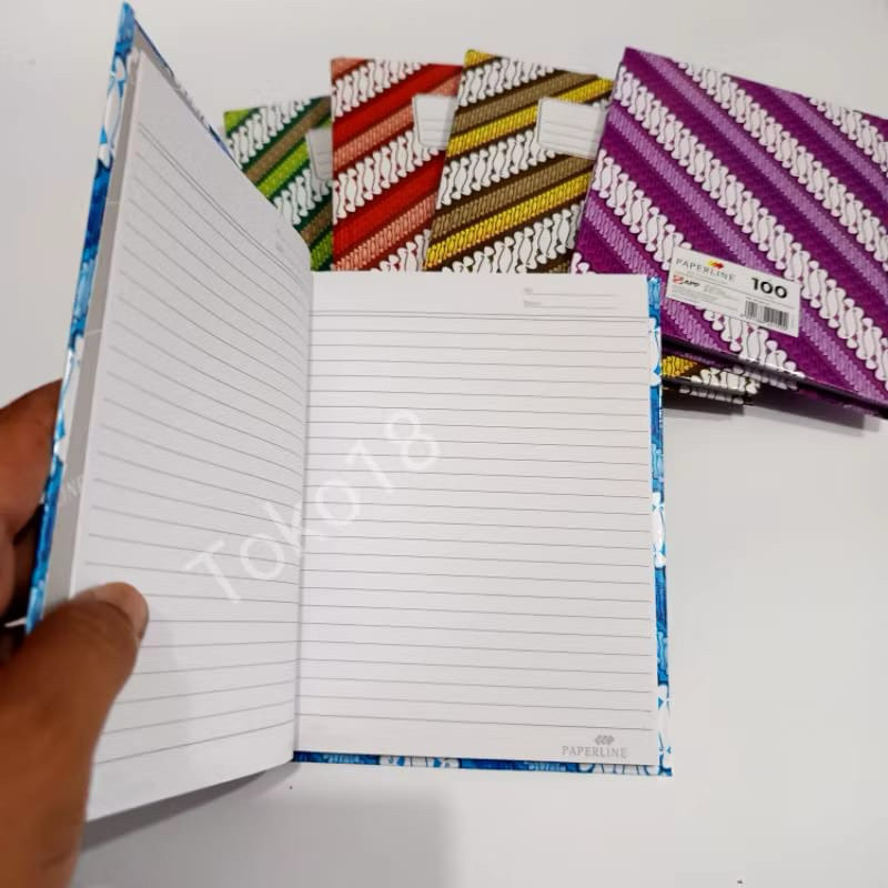 

1 Pak Hard Cover Quarto 100 Lembar Paperline(Isi 5 Buku) / Buku kwarto 100 Lembar