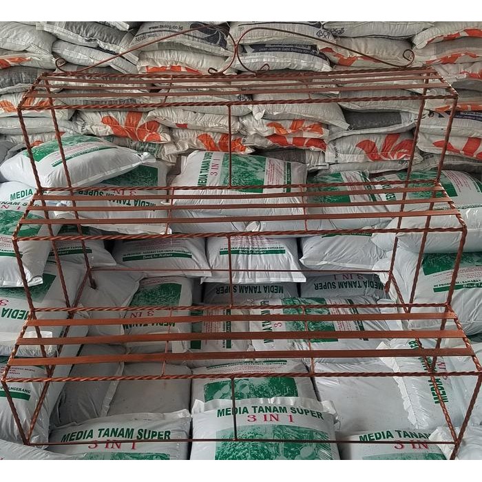 RAK BESI POT BUNGA 3 SUSUN ONLY