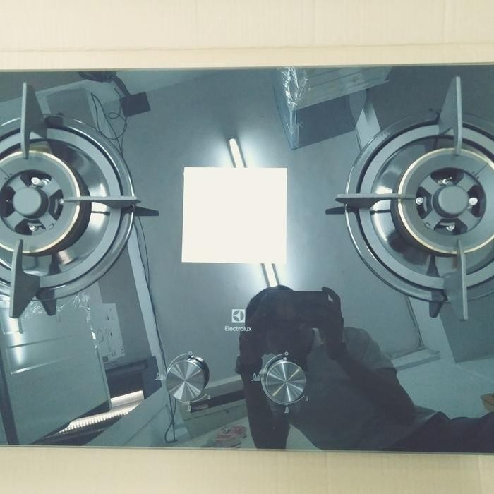 kompor tanam built in Electrolux EHG 7230 BE 2 tungku